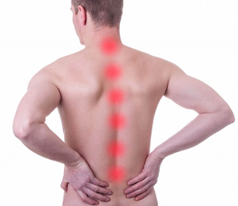 αιτίες πόνου στην πλάτη