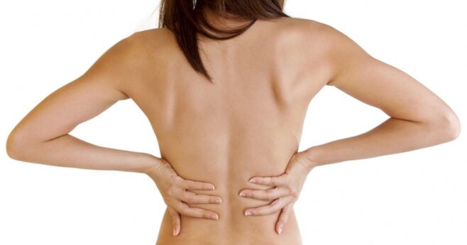 Ένα χαρακτηριστικό σύμπτωμα της θωρακικής οστεοχόνδρωσης είναι ο πόνος στην πλάτη